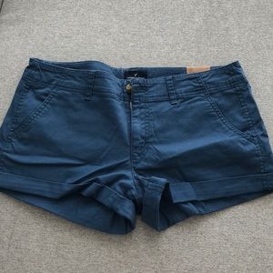 American Eagle shortie low rise shorts NWT